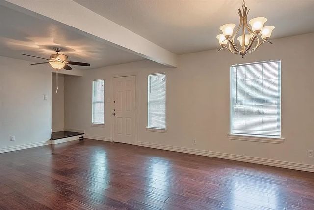 2001 Redman Circle, Dallas, TX 75223