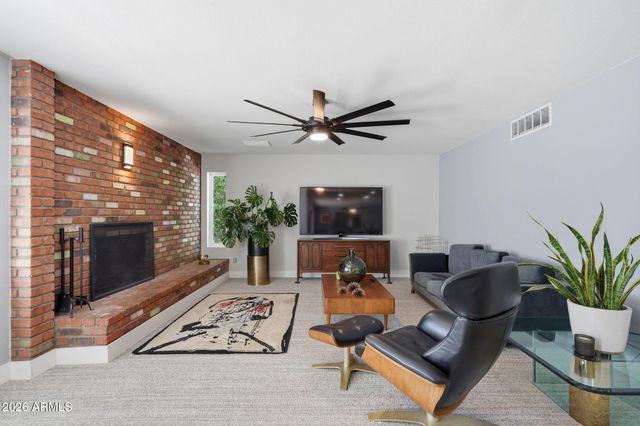 4539 W SWEETWATER Avenue, Glendale, AZ 85304