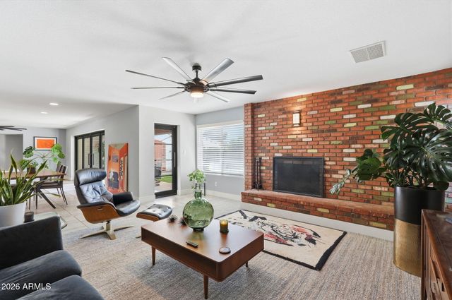 4539 W SWEETWATER Avenue, Glendale, AZ 85304