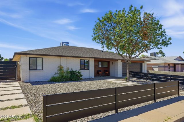 4539 W SWEETWATER Avenue, Glendale, AZ 85304