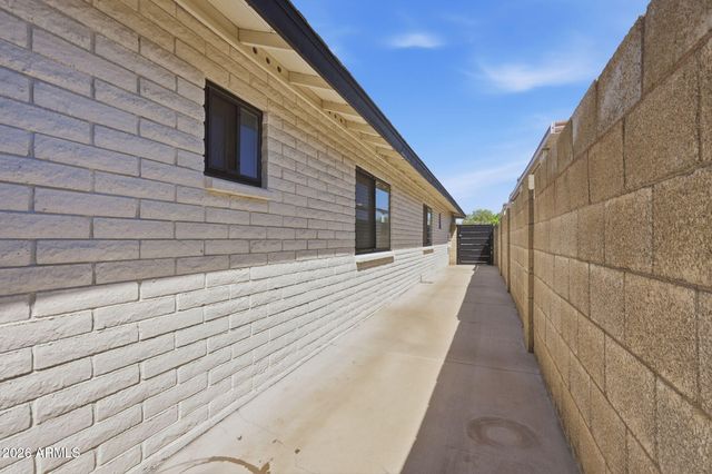 4539 W SWEETWATER Avenue, Glendale, AZ 85304