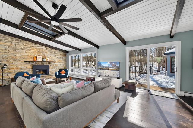 1545 Woodland DRIVE, Grafton, WI 53024