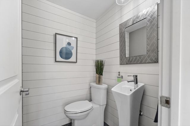 1545 Woodland DRIVE, Grafton, WI 53024