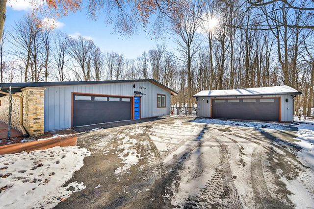 1545 Woodland DRIVE, Grafton, WI 53024