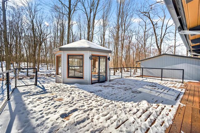 1545 Woodland DRIVE, Grafton, WI 53024