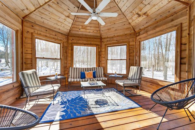 1545 Woodland DRIVE, Grafton, WI 53024