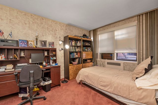 6910 Yellowstone Blvd Apt 210, New York City, NY 11375