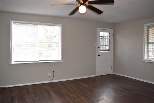 4895 GIVEN AVE, Memphis, TN 38122