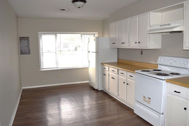 4895 GIVEN AVE, Memphis, TN 38122