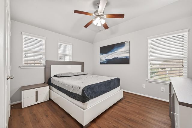 4234 Shays Manor Lane, Richmond, TX 77406