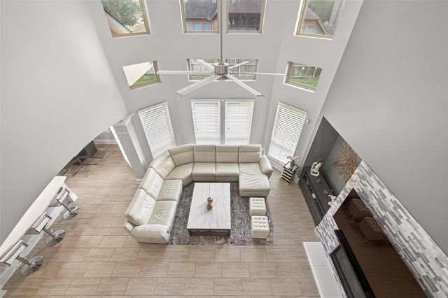 4234 Shays Manor Lane, Richmond, TX 77406