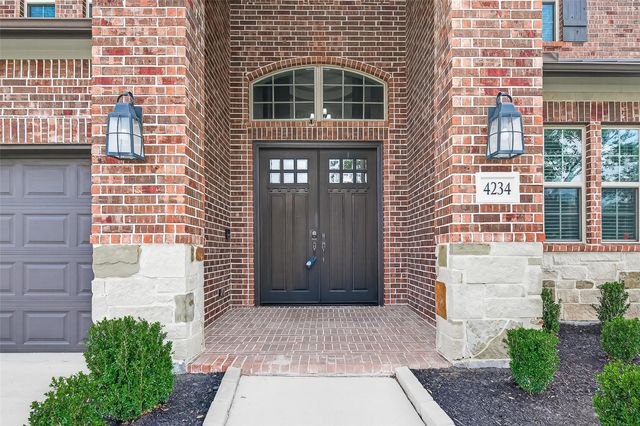 4234 Shays Manor Lane, Richmond, TX 77406