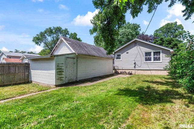 1904 S COLLEGE Street, Springfield, IL 62704