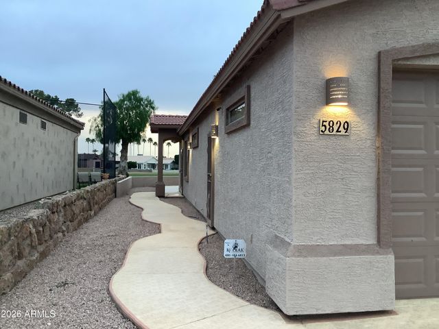 5829 E MONTARA Place, Mesa, AZ 85215