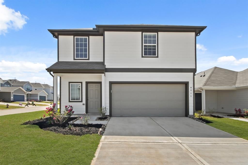 9211 Grace Ridge Drive, Willis, TX 77318