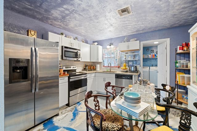 4431 SE Village Road, Stuart, FL 34997