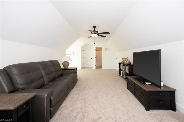 170 Lantern Drive, Advance, NC 27006