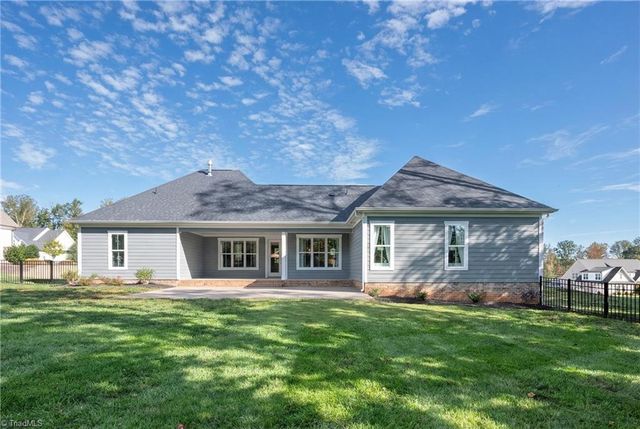 170 Lantern Drive, Advance, NC 27006