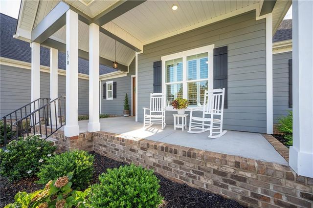 170 Lantern Drive, Advance, NC 27006