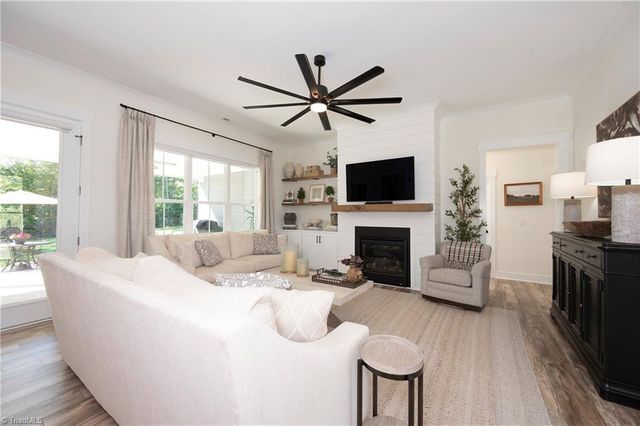 170 Lantern Drive, Advance, NC 27006