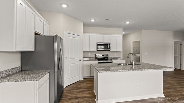 2214 Hackberry Street, Springfield, OH 45505