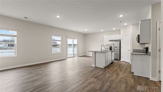 2214 Hackberry Street, Springfield, OH 45505