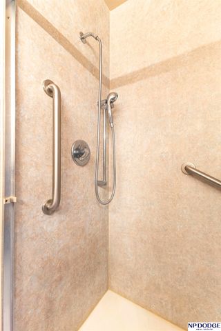 2006 Fairview Street, Bellevue, NE 68005