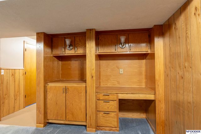 2006 Fairview Street, Bellevue, NE 68005