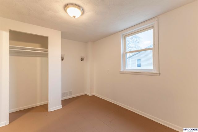 2006 Fairview Street, Bellevue, NE 68005