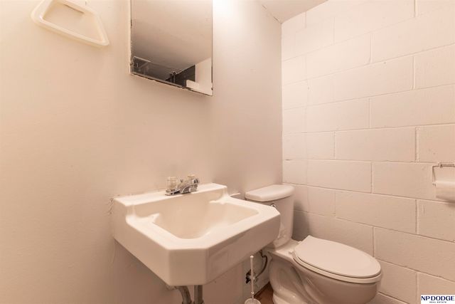 2006 Fairview Street, Bellevue, NE 68005