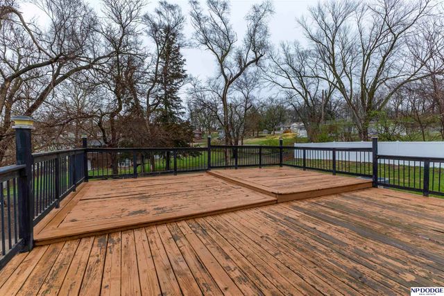 2006 Fairview Street, Bellevue, NE 68005