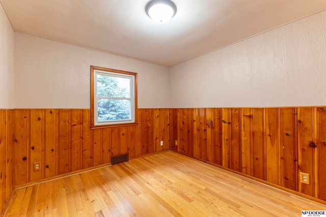 2006 Fairview Street, Bellevue, NE 68005