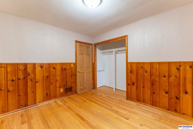 2006 Fairview Street, Bellevue, NE 68005