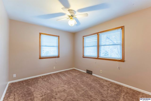 2006 Fairview Street, Bellevue, NE 68005