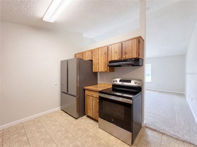 2904 BEAL STREET, Deltona, FL 32738