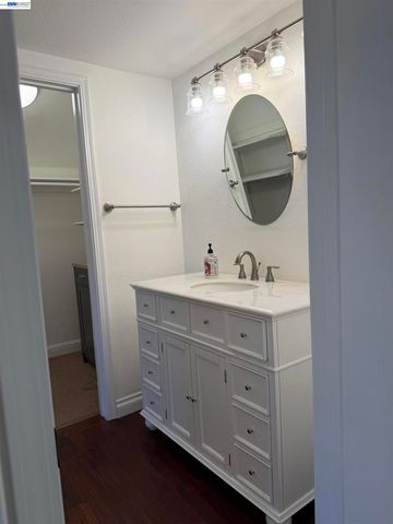 7272 Cronin Cir, Dublin, CA 94568