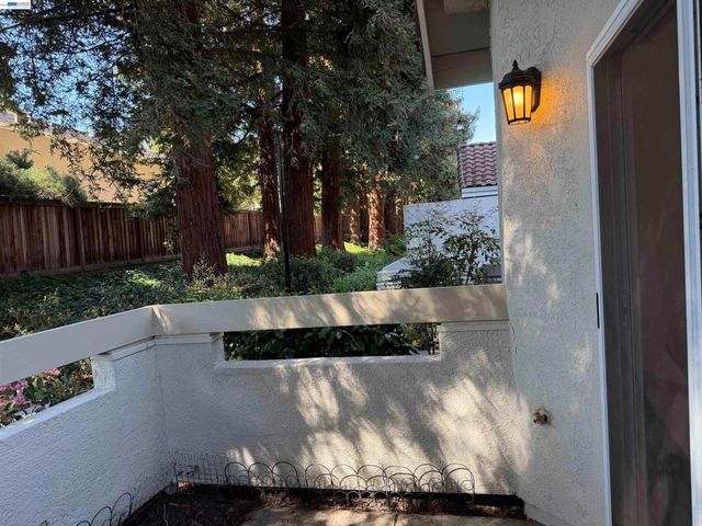 7272 Cronin Cir, Dublin, CA 94568