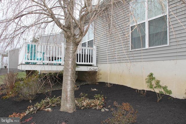 240 ASBURY LN, Strasburg, PA 17579