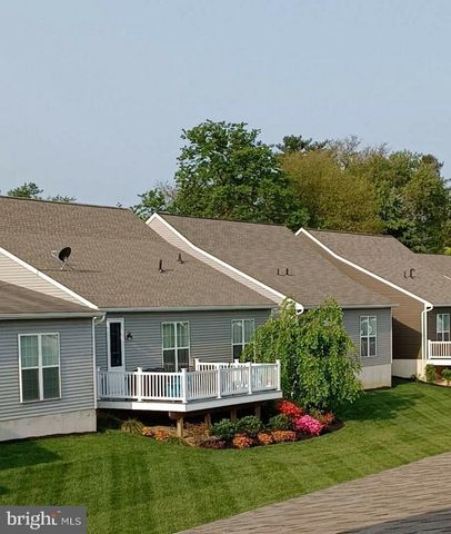 240 ASBURY LN, Strasburg, PA 17579