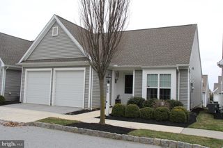 240 ASBURY LN, Strasburg, PA 17579