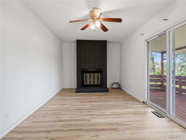 1072 King Carey Drive, Creve Coeur, MO 63146