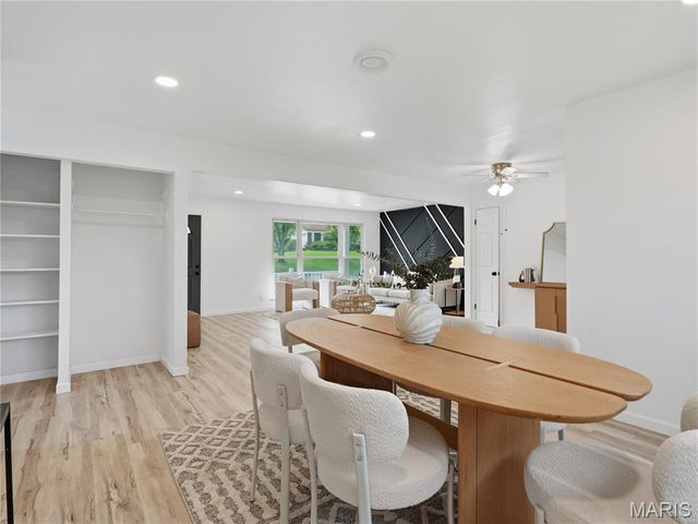 1072 King Carey Drive, Creve Coeur, MO 63146