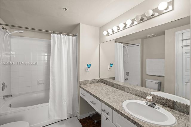 230 SW 117th Terrace 11108, Pembroke Pines, FL 33025