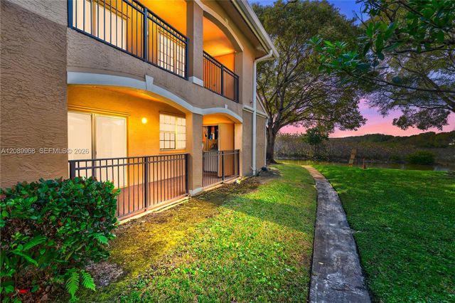 230 SW 117th Terrace 11108, Pembroke Pines, FL 33025