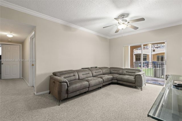 230 SW 117th Terrace 11108, Pembroke Pines, FL 33025