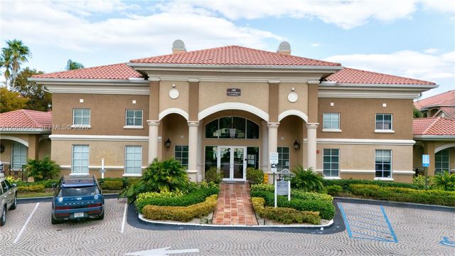 230 SW 117th Terrace 11108, Pembroke Pines, FL 33025