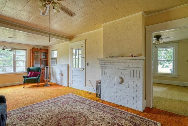 315 S Blackstock Road, Spartanburg, SC 29301