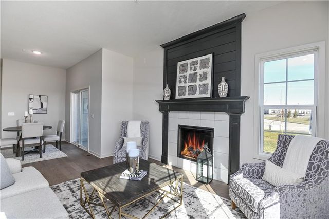 131 S Diane Drive, Olathe, KS 66061