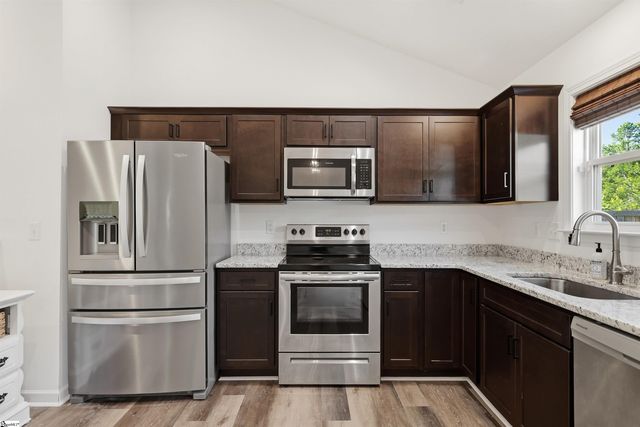 132 Megan Court, Piedmont, SC 29673