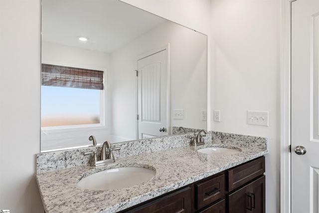 132 Megan Court, Piedmont, SC 29673